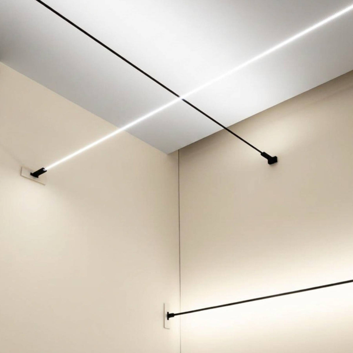Kit da Luminária Linear Linea preta de 10 metros