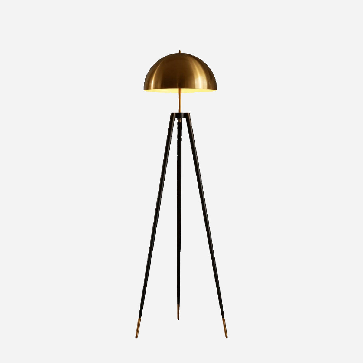 Luminária de Chão Nordic Tripé | Design Escandinavo Contemporâneo