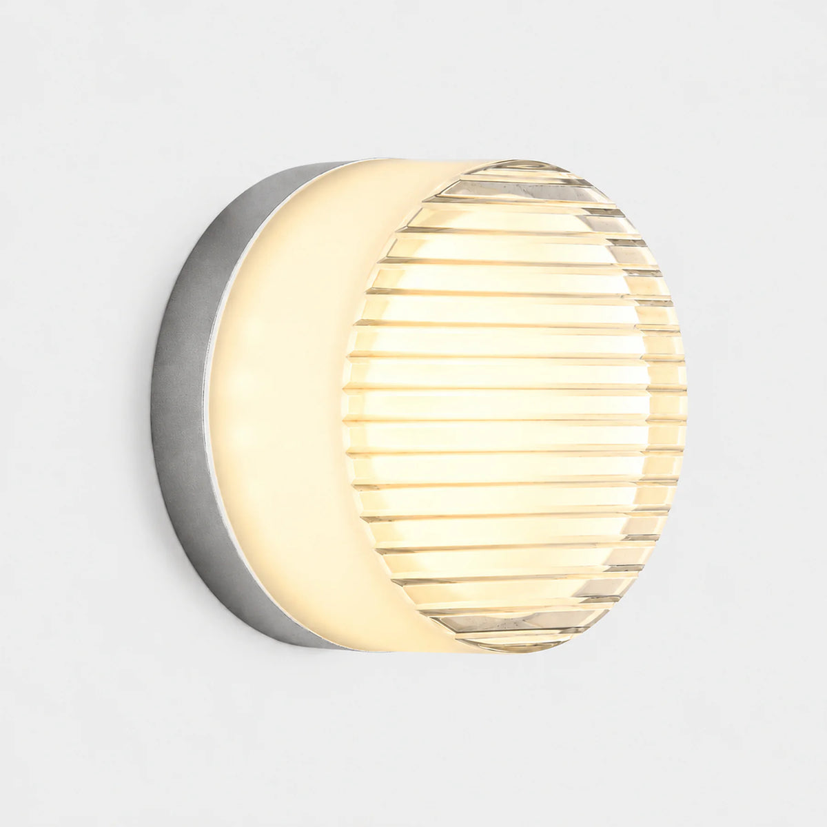 Arandela Redonda LED Prisma | Prata e Acrílico