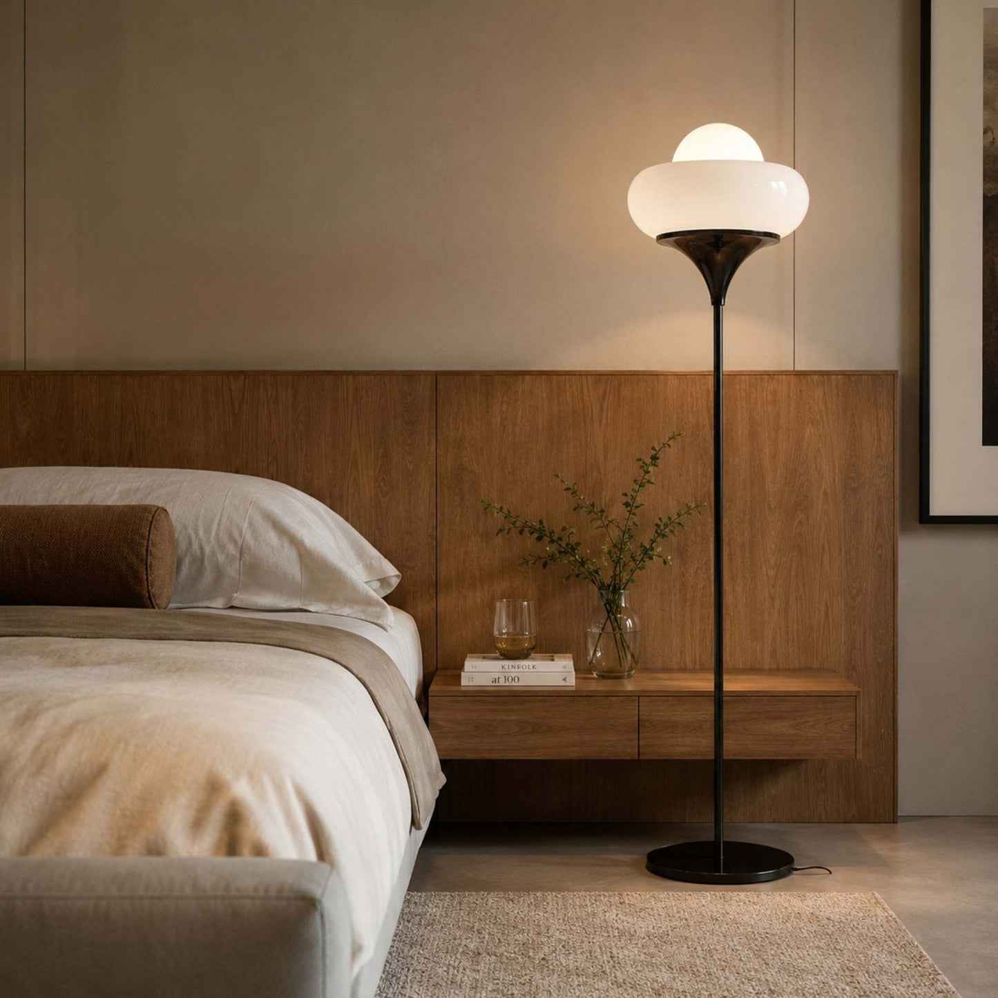 Luminária de Chão Bauhaus | Design Futurista em Vidro e Metal